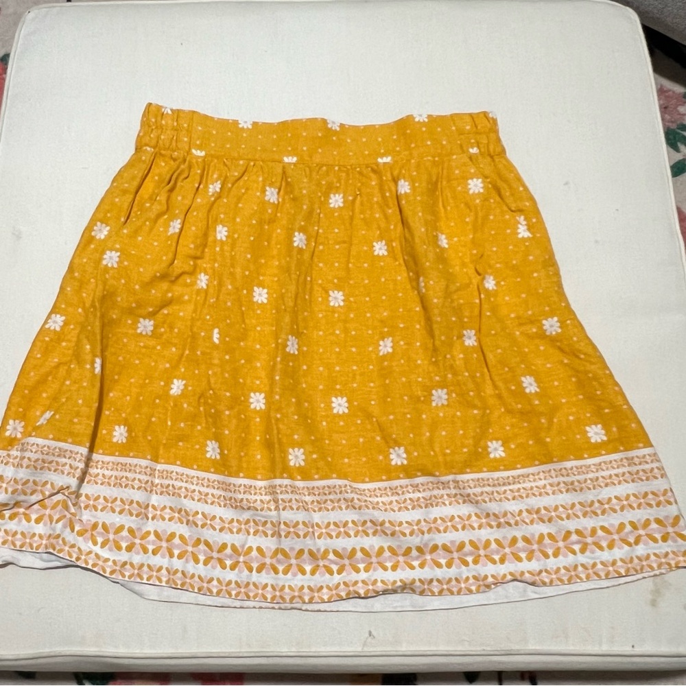 LOFT Outlet Yellow White Daisy Floral Mini Skirt Size M Petite